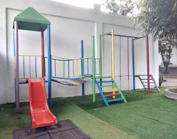 Taman Bermain 2